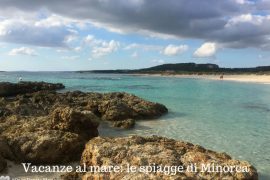 Con i suoi 2,4 chilometri di lunghezza, Son Bou è la spiaggia più estesa di Minorca