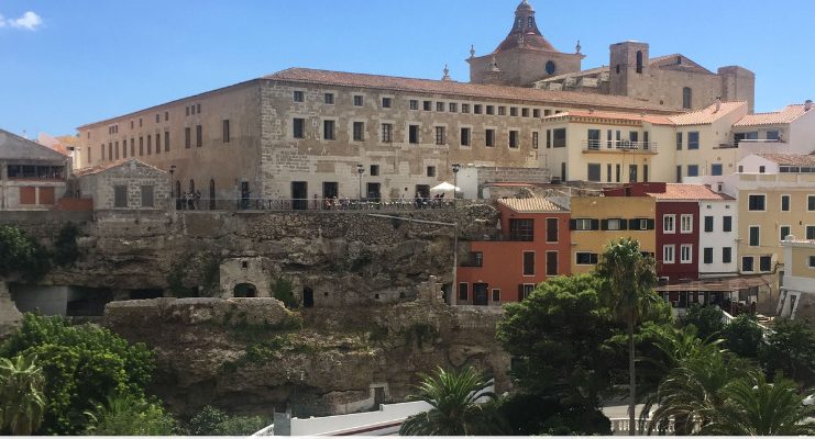 Scorcio del centro storico di Mahon